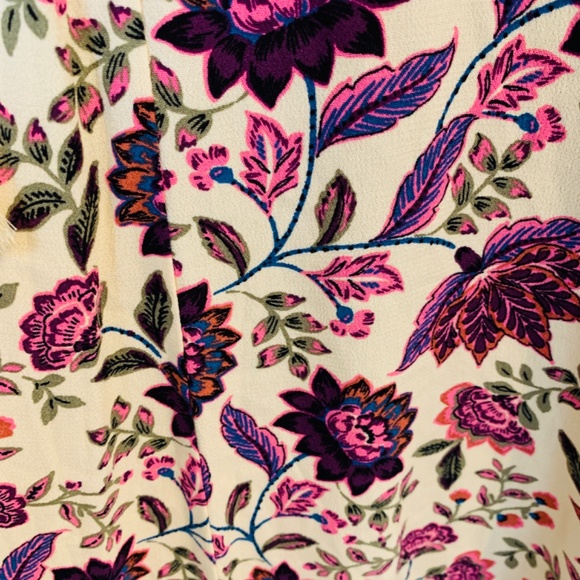 Torrid Floral Tunic Top 3X Tassels V- Neck Cream Purple Boho Cottage Core Fairy - Picture 8 of 14